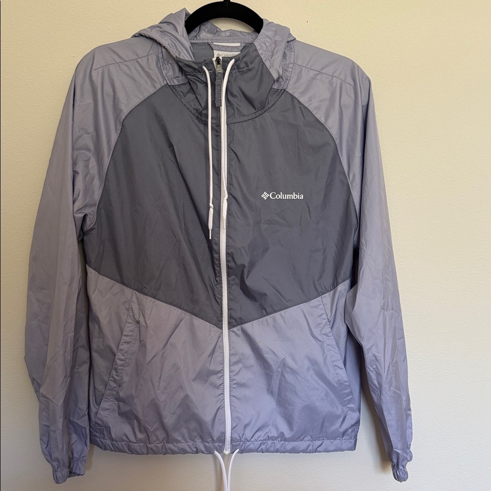 Columbia Men's Two-Tone Gray Windbreaker